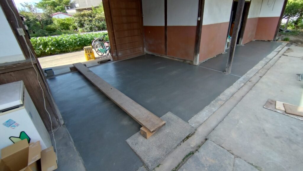 門廻りコンクリート工事完了しました！