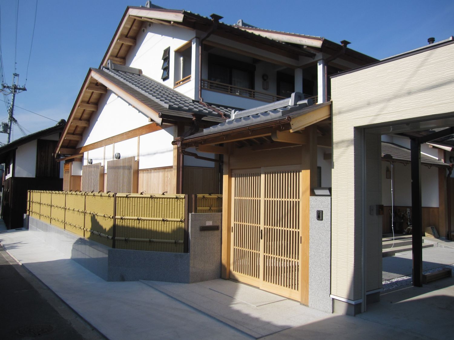 和風門扉工事。