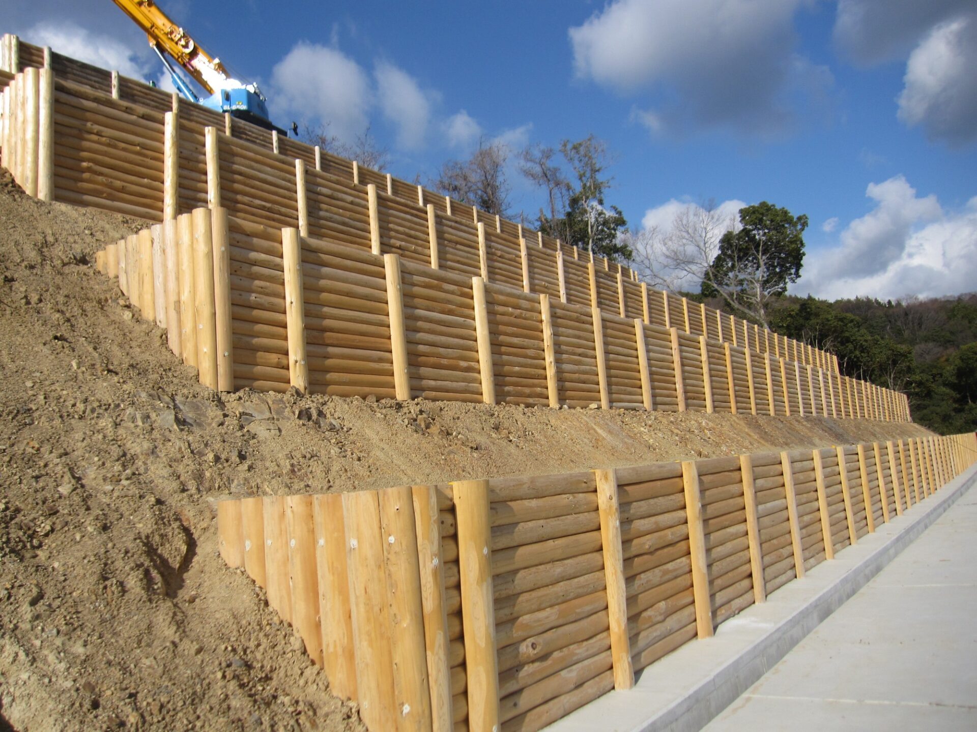 フォレンストベンチ工法。木製土留め板。