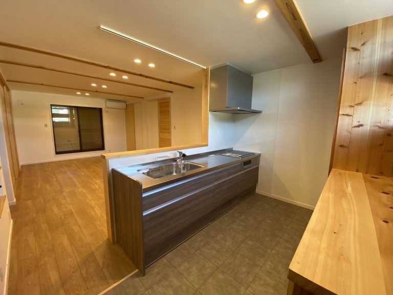 和歌山の木で建てる２階建て２世帯住宅～２階部分～