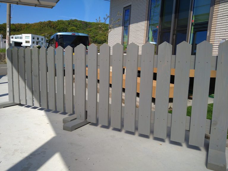 移動式木製フェンス